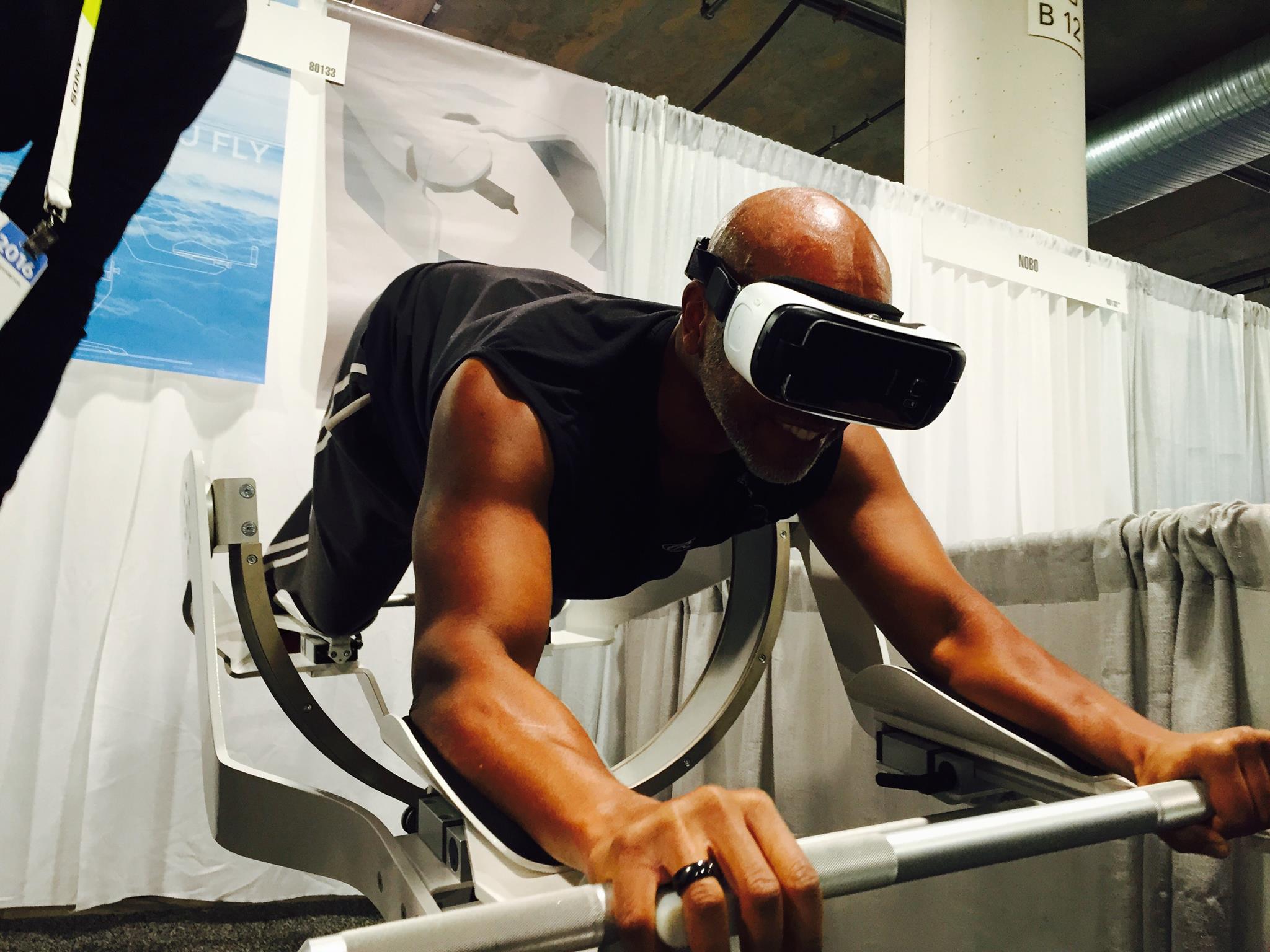 Vr фитнес. ВР фитнес. Виртуальная реальность фитнес. Black Box VR. VR Workout.