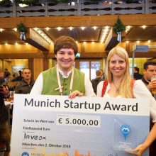 Maria Driesel and Dominik Sievert, founders of the health startup Inveox and winners of the 2018 Munich Startup Award